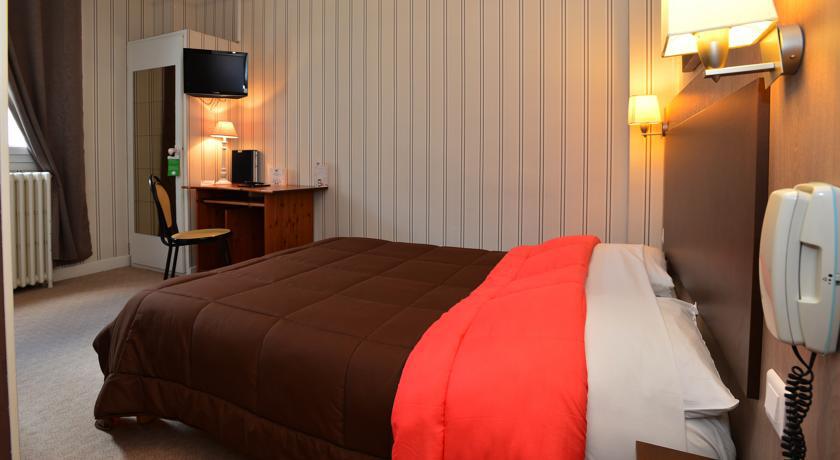 Hotel La Croix Blanche Tarbes Kamer foto